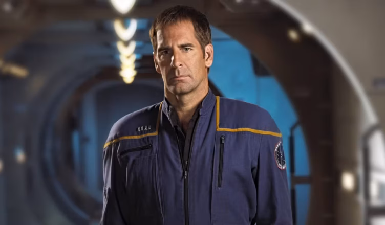 Star Trek: Enterprise featuring Captain Jonathan Archer during humanity's first major era of deep-space exploration.